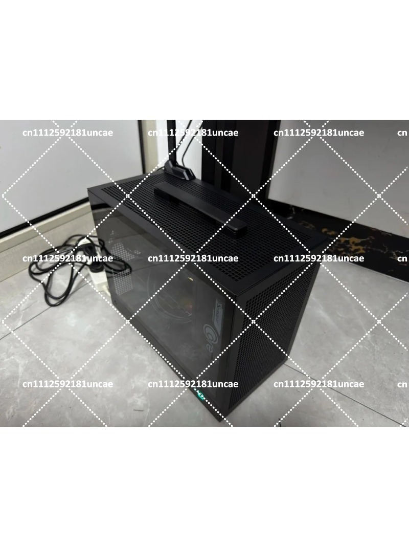 Case Mesh Panel - Caja de ordenador ITX portátil con
