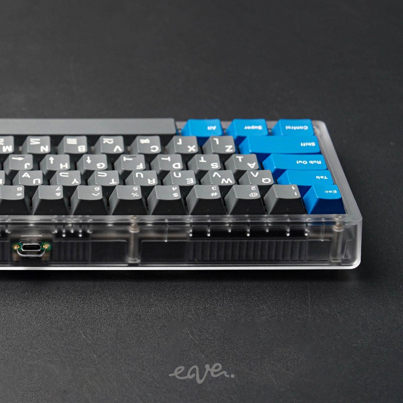Kit de Teclado Alámbrico Monom - Gaming Accessories Kit reseña y precio